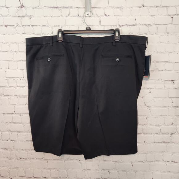 NWT Roundtree & Yorke Big Man Travel Smart Black Men's Pleated Shorts 48 - Picture 4 of 7